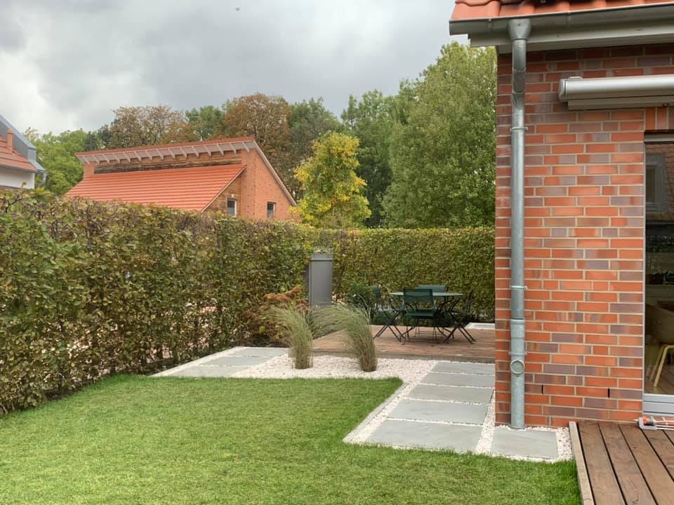 Rasenpflege und Gartenpflege in der Region